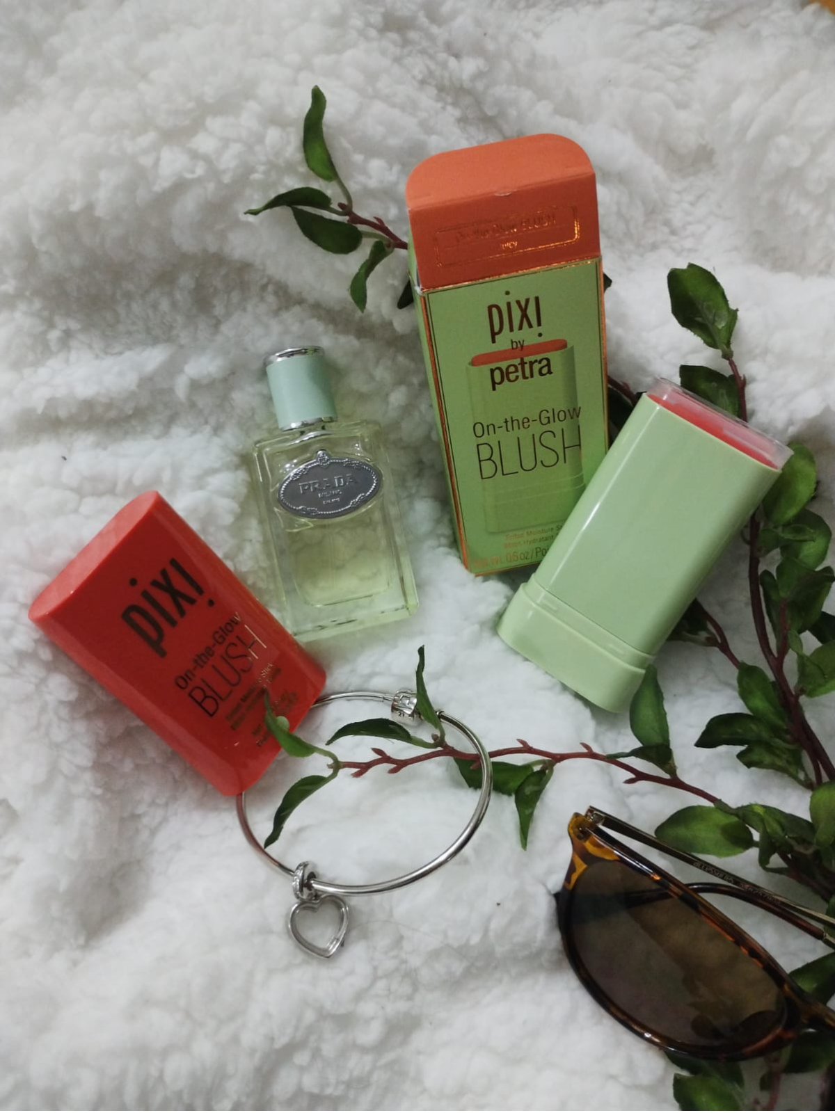 Pixi Blush on the Glow