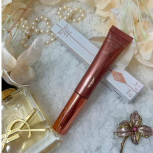 Charlotte Tilbury Beauty Light Wand - Cor : Pinkgasm 12ml