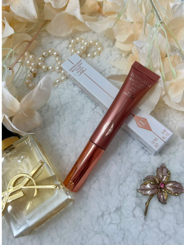 Charlotte Tilbury Beauty Light Wand - Cor : Pinkgasm 12ml